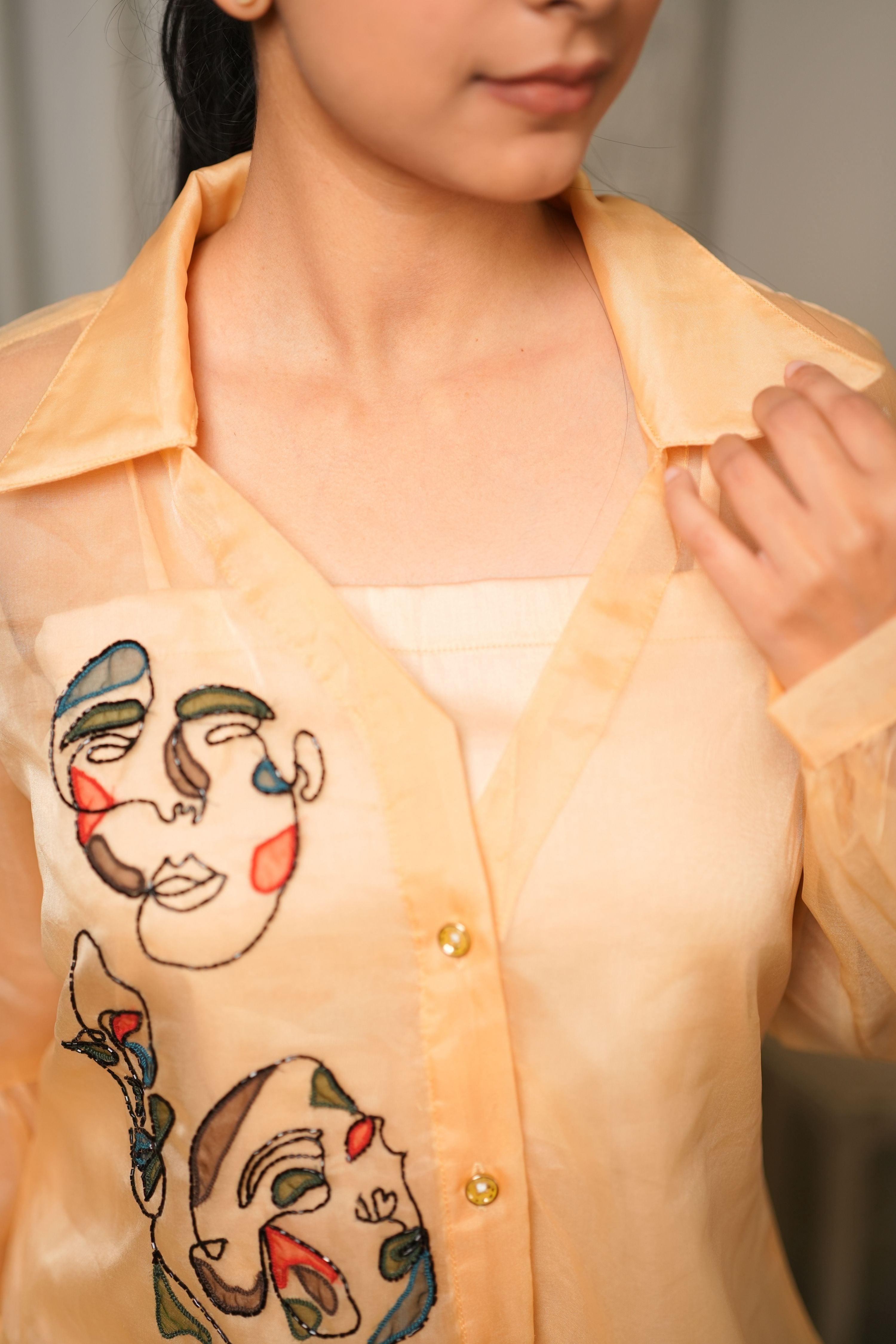 WHISPERED FACES SHIRT