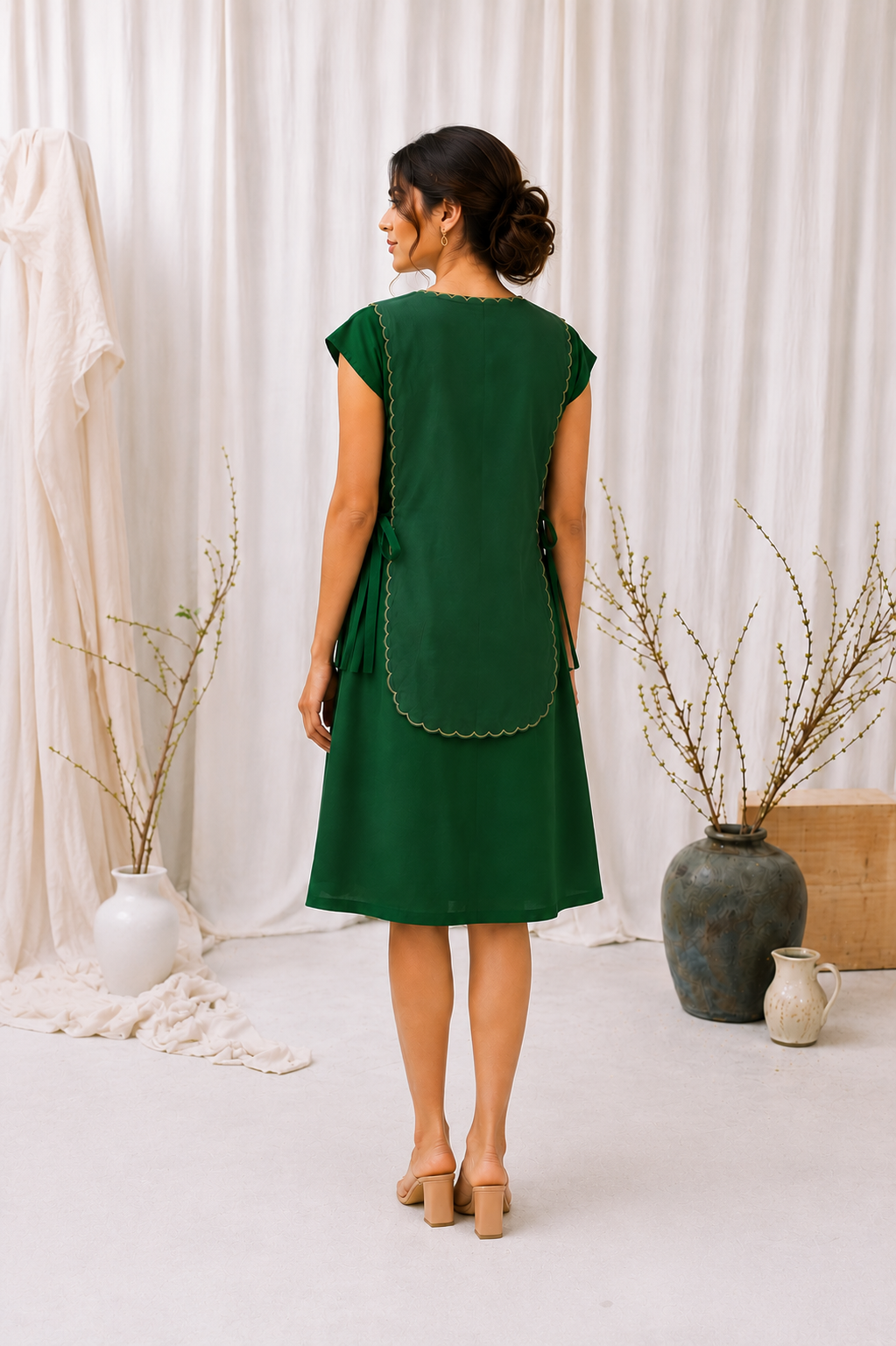GREEN EVARA SHORT BIB DRESS